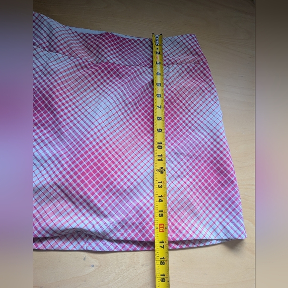 NIKE Golf Dry Fit Mini Short Skirt Size 8 Pink And Beige Pockets Side Zipper - Picture 9 of 10